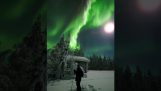 Spektakularna zorza polarna w Laponii