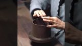 手工制作茶壶的过程