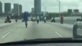 Cop naar Bikers: “I Hope You All Fucking Crash and Die”
