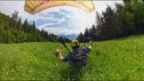 丹尼爾·科夫勒切絲speedflying風格在奧地利和他的GoPro相機融合