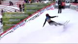 Ski acidente saltando