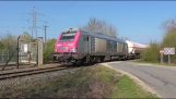 Дерайлиране на влак пристигането си Grandpuits, Франция