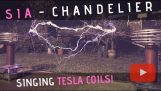 Lysekrone spilt av Tesla coils