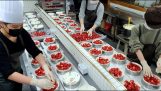 Making strawberry cakes in Korea