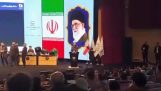Иранка скида хиџаб као одговор на отпуштање из одбора инжењера