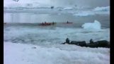 Upadek lodowej na Antarktydzie