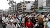 Rush hour på gatorna i Thailand