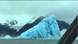 فلينجس جبل جليدي ضخم