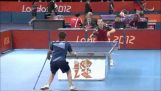 Fantastické shot v ping pong match paralympijských hier