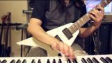 Solarontas samtidigt på guitar og keyboards