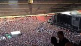 60.000 åskådare sjunga "Bohemian Rhapsody"