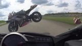 Pass de flygende motorsykler!