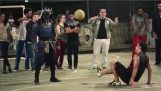 Ein Samurai mit einem Fußball