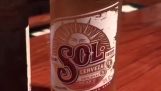 Reconstituição do eclipse solar com cerveja