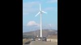 Wind turbine rotates too fast and ekrygnytai