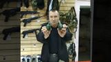 Demonstrarea unei grenade într-un magazin de arme (nu reusesc)