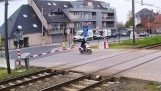 Trottinette contre train