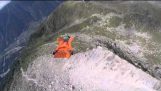 A crazy flight in wingsuits