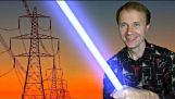 Unusual phenomena under high-voltage power lines – LAMPA, SVĚTLO V RUKOU !!! bezdrátově