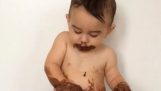 Baby elsker Nutella