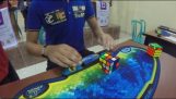 Nou record mondial în cubului Rubik în 4.74 secunde