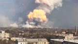 Експлозии в склад за боеприпаси в Украйна