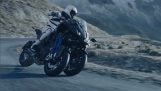 Yamaha NIKEN: Športový motocykel trikykli