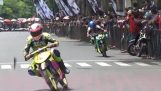 Streit zwischen Motorradfahrer in Indonesien