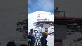 Scary lyžařský vlek nehodě v Georgii