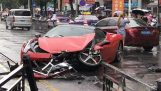 Nő elpusztító Ferrari 458 újonnan bérelt