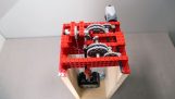 Pick-up 100 pond met een kleine motor LEGO