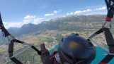 Paraşütte selfie çubuğu ile