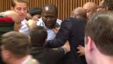 Father attacking his daughter's killer in court