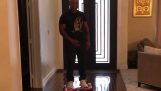 Mike Tyson hoverboard (epäonnistua)