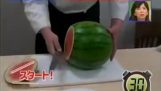 Die schnellste Methode zum Trimmen der Wassermelone