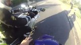 Flucht vor der Polizei mit Scooter