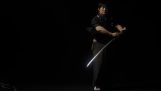 Die modernen Samurai Isao Machii shred-Objekte in der Luft