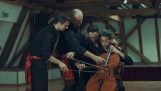 Štyroch hudobníkov na cello