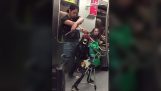 A puppet sings Guns'n'Roses in Metro