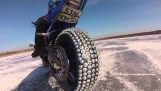 Wąż ostateczny motocyklowe na lodzie