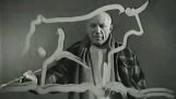 Pablo Picasso bei der Arbeit