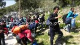 SAMOS: 07/04/2016 prisťahovalcov opúšťa hotspot