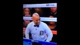 Schiedsrichter Steve Willis urkomisch Reaktion in Lemieux vs. Rosado Anfall