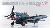 Montera modellen av en Grumman F6F Hellcat i stop motion