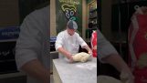 Kézzel készített olasz pizza