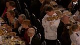 Chelnerul gafa la prânz Nobel