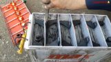 Відновлення старих акумуляторів вантажних автомобілів в Пакистані