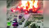 טנק מוחץ מכונית מלאה של מחבלים לפני פיצוץ מסיבי במחסום מצרים