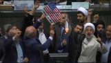 Iránski poslanci vypáliť americkú vlajku