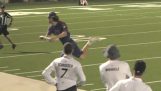 Amazing pass in a frisbee match
